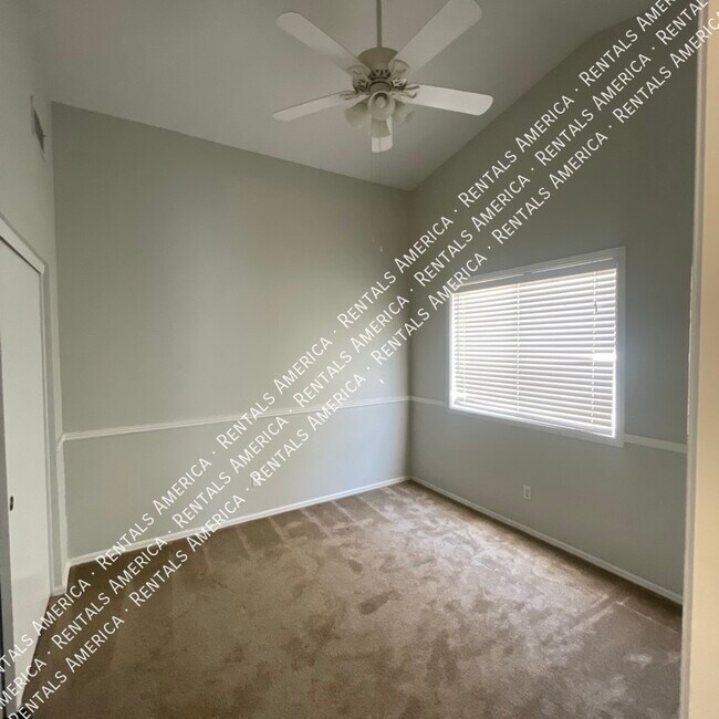 Photo - 440 E Del Rio St House