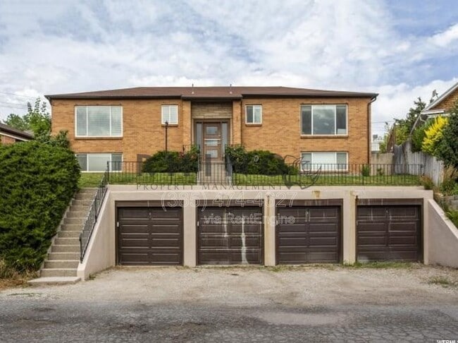 Building Photo - 615 Grand St E Unit 1