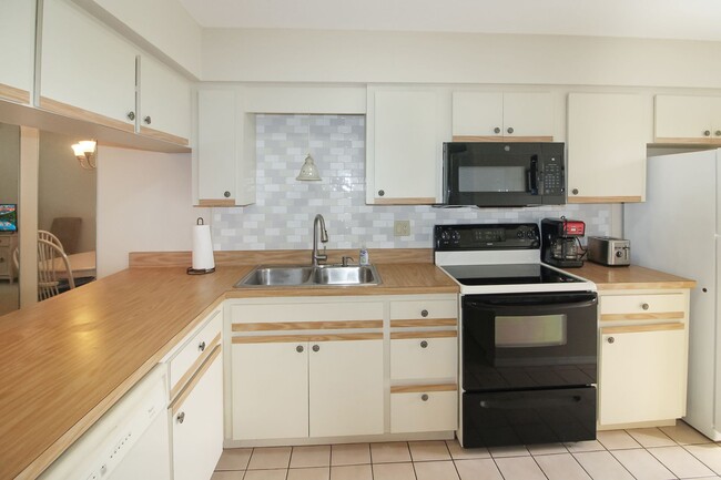 Photo - Golfview Annual Condo for Rent Unidad 231