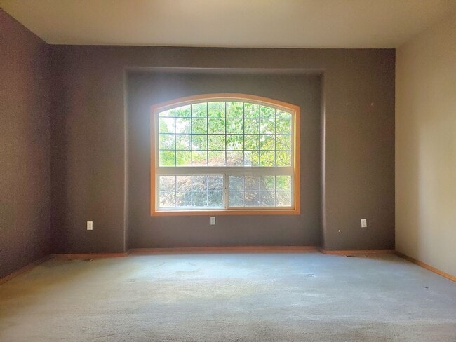 Photo - Short Term Lease Available