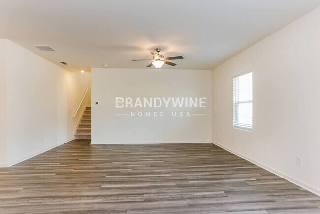 Photo - 83 Rowlett Pl