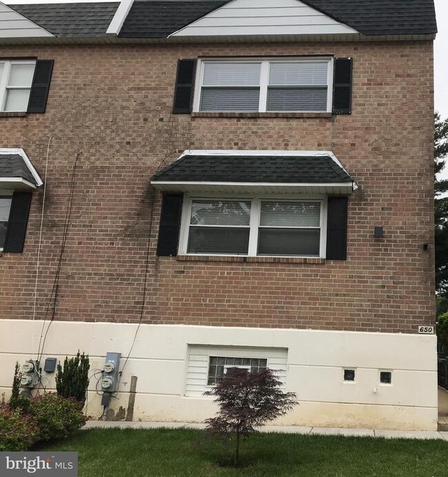 Photo - 650 Parlin St Apartment Unit 2