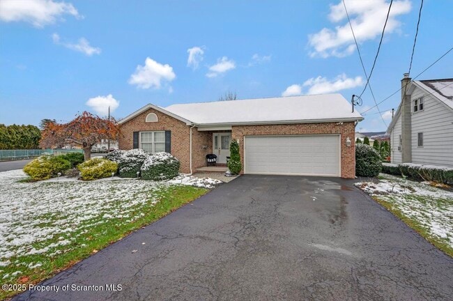 Photo - 11 Gilroy St