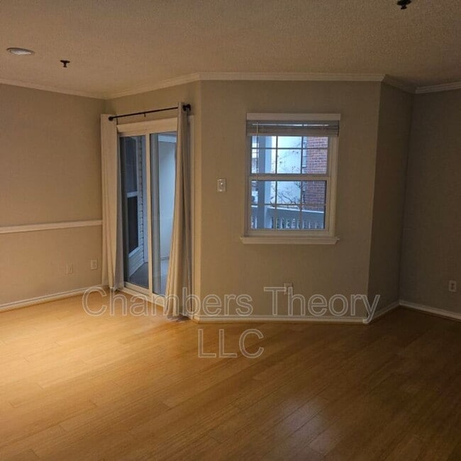 Photo - 1504 Lincoln Way Unit APT 220