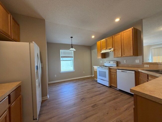 Photo - Three Bedroom in Cannons Point @ Oakleaf