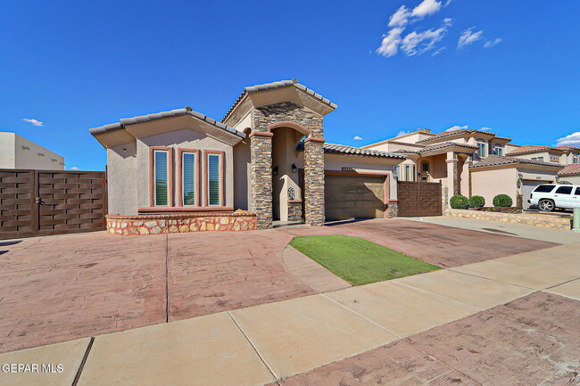 Photo - 14805 Holly Springs