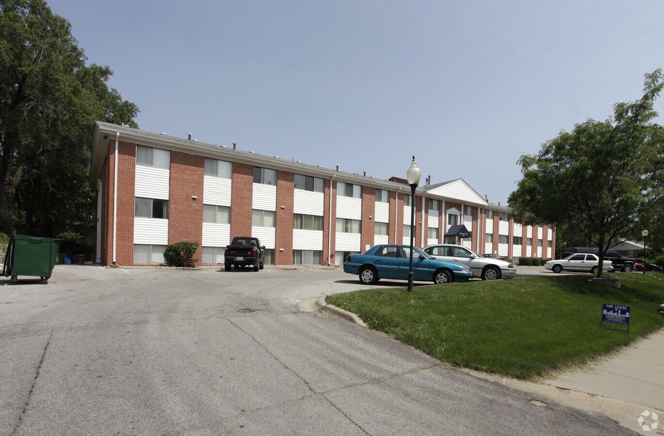 Photo - Somerset Court