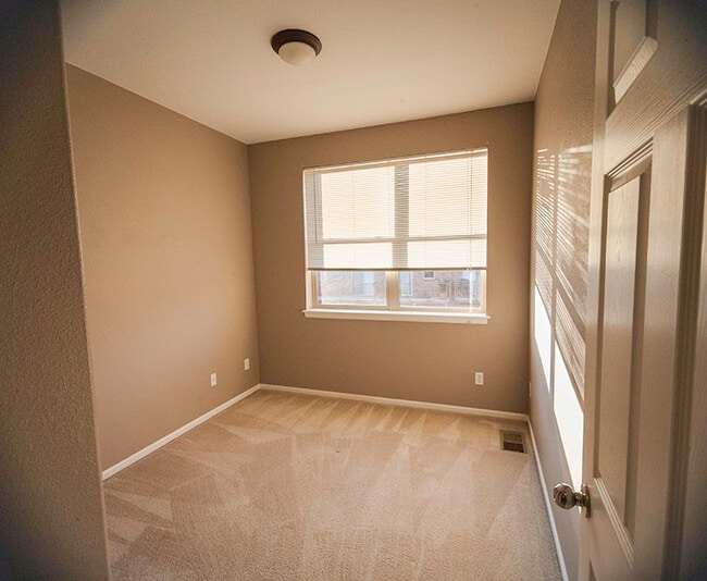 Photo - 5498 Zephyr Ct