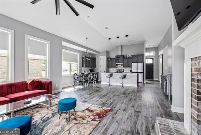 Photo - 112 Gwendolyn Ave