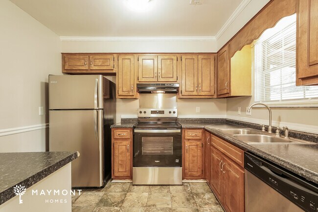 Photo - 2536 Hanover St