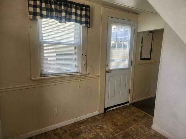 Photo - 1726 Ridge Ave Unit 1726 1/2