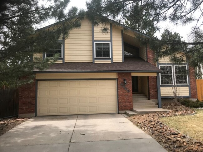 Mountain Shadows 3 Bedroom, 2.5 Bath House... House Rental in