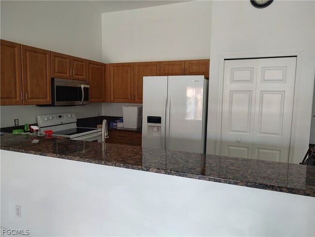 Photo - 8521 Oakshade Cir Unit 421