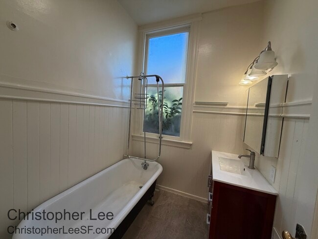 Photo - 2211 Pine St Unit 2211