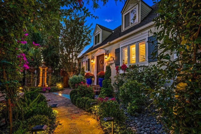 Building Photo - 709 Minnesota Ave