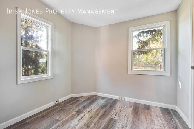 Photo - 5875 Lakeview Terrace