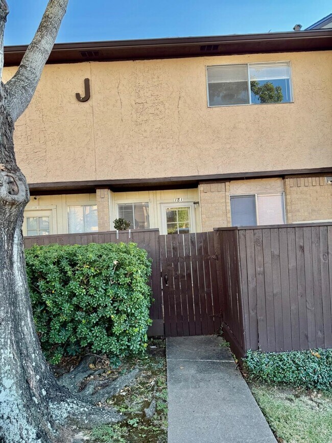 Building Photo - 1500 Bay Area Blvd Unit 151