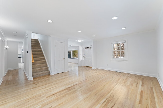 Photo - 14 Wakefield Rd