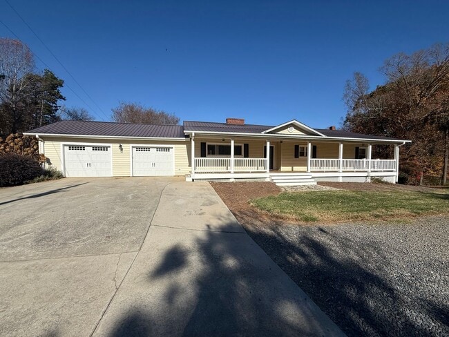 Photo - FOR RENT DAVIE COUNTY!! 336-360-5860