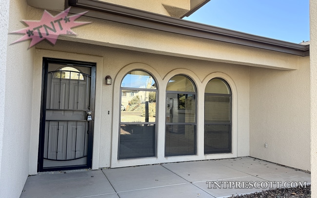 Photo - Home in Cliff Rose HOA ~ Winter Special!!