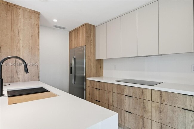 Building Photo - 11959 SW 122nd Ct