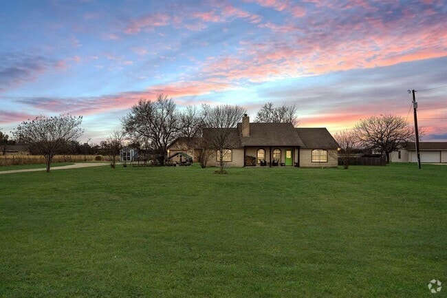 Building Photo - 1934 Co Rd 134 Rental