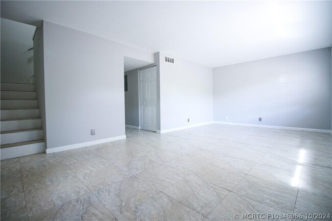 7175 Nova Dr