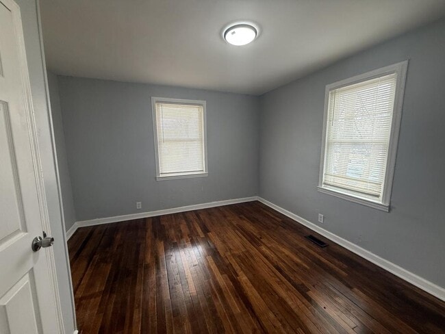 Photo - 1248 Ingleside Ave