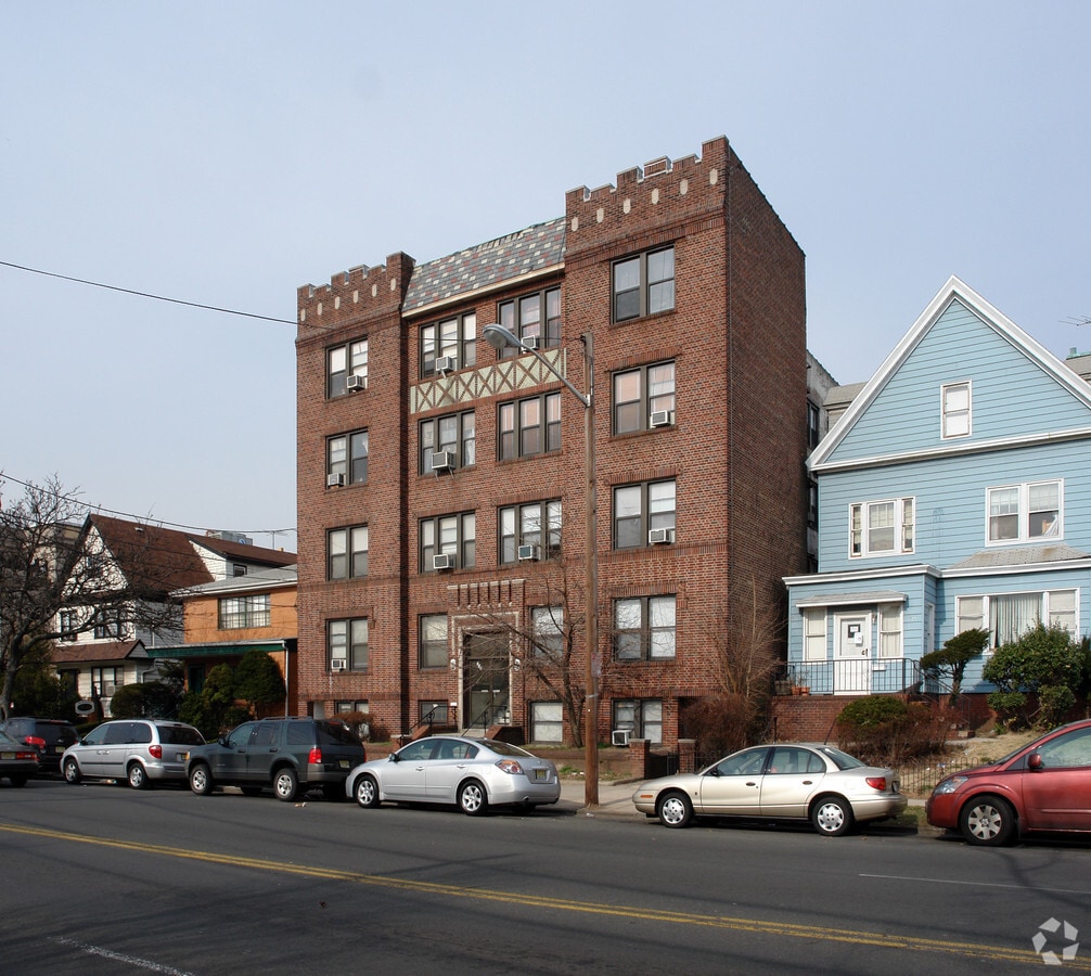 Photo - 713-715 Avenue C Apartments