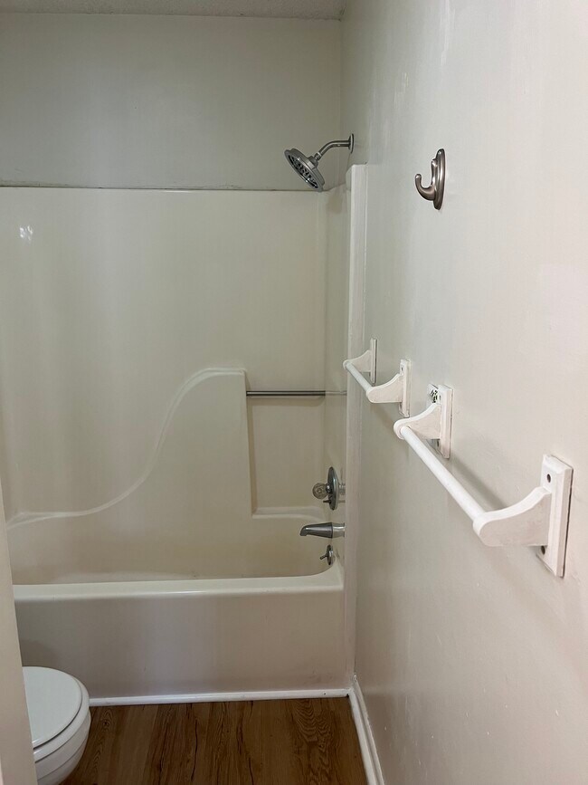 Photo - 203 Marinawoods Dr SE Casa Adosada