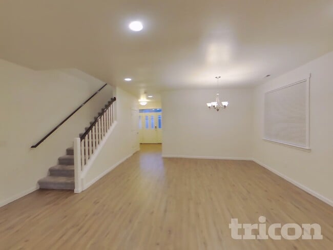 Photo - 4262 Novak Dr SW