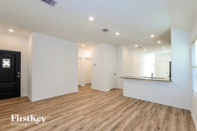 Photo - 18435 Summit Ranch Dr