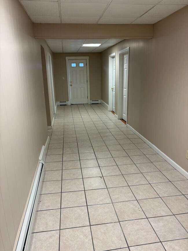 Photo - 590 Goebel St Unit 2