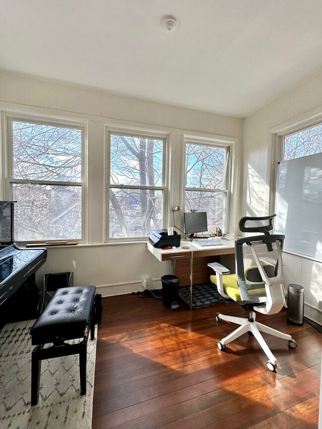 Photo - 130 Fuller St Unit 6