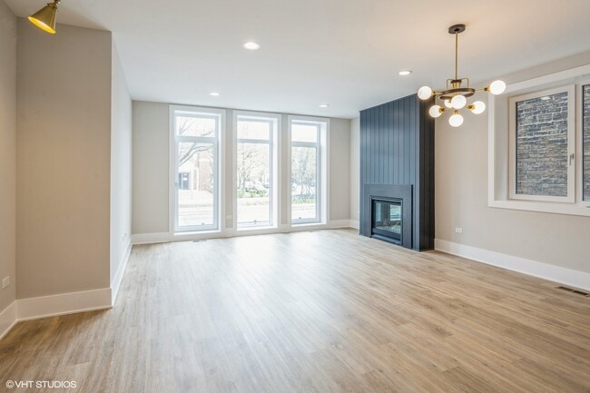 Photo - 1647 W Irving Park Rd