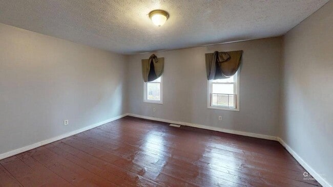 Photo - 309 Frost Ave