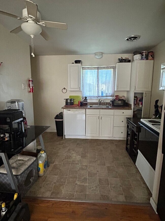 Photo - 2 Bedroom, 1 Bath Duplex Unit 171 Suburban Ave.
