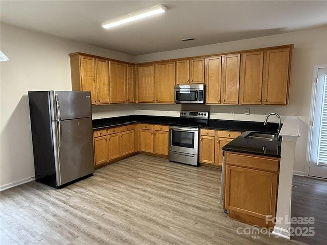 Photo - 1420 Ladora Dr