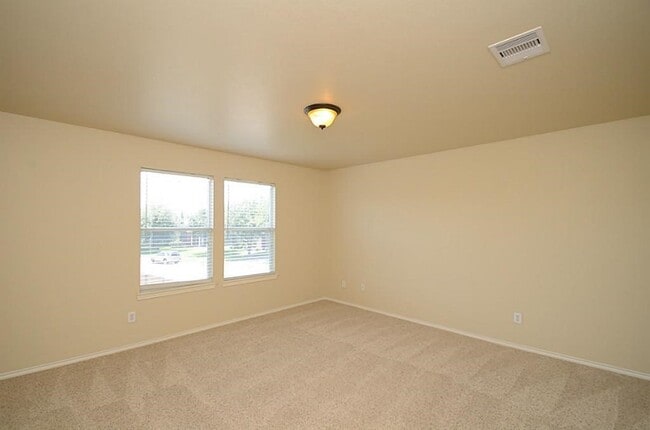 Photo - 5002 Hearth Hollow Ln