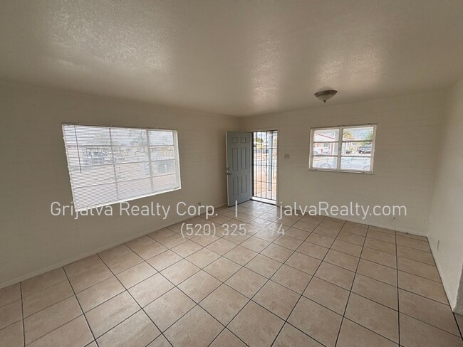 Photo - 2814 S Coconino Vista Unit 2816