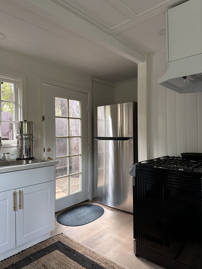 Photo - 21682 Encina Rd