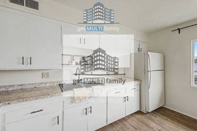Photo - 4325 N 26th St Unidad Apt 13