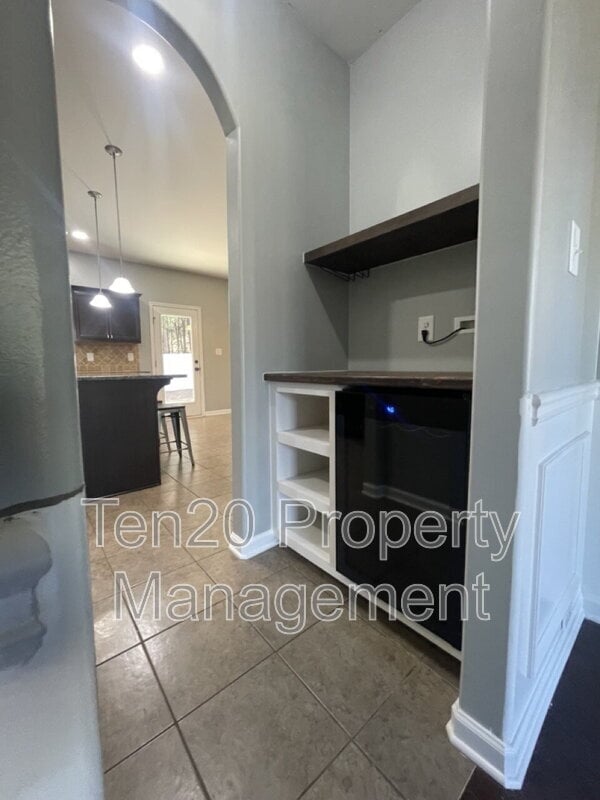 4955 Brightstar Ln