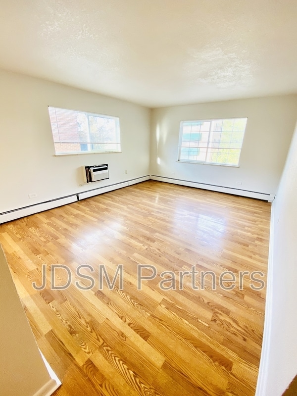 Photo - 1415 N Pearl St Unit 104