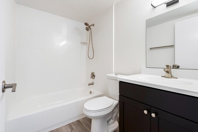 Photo - 712 SW 81st Ave