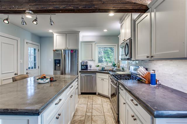 Photo - 1405 Bluebonnet Dr