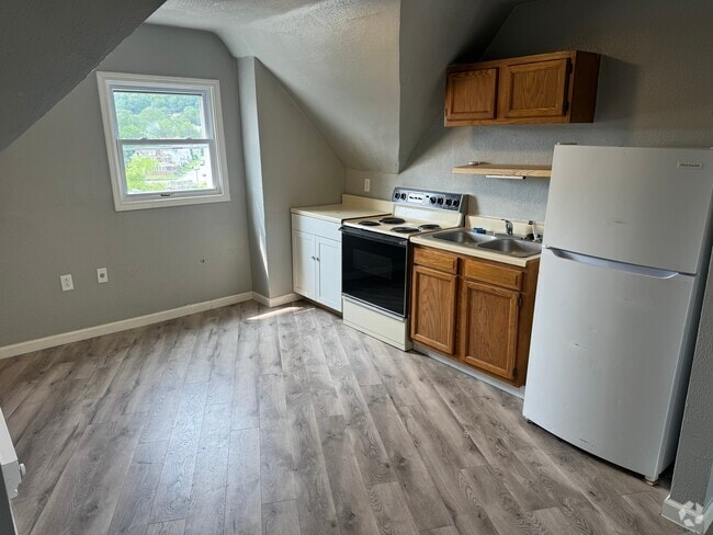 Building Photo - 506 4th St Unit 4 Rental