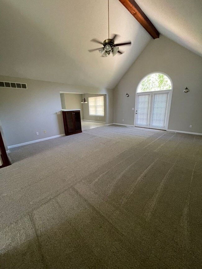 Photo - 4 Bed 3 Bath For Rent in Troy, MO
