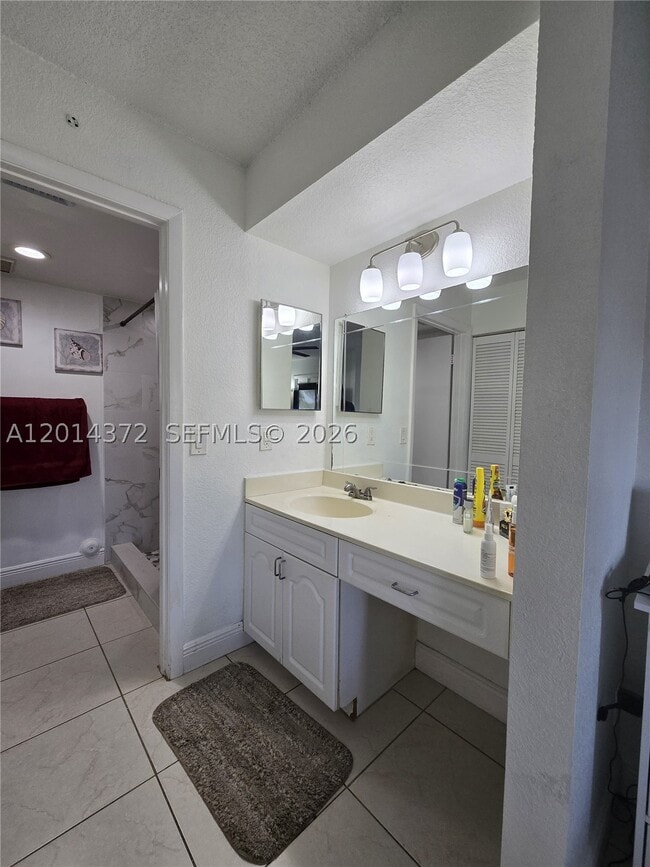 Photo - 1001 Coral Club Dr Unit 1001