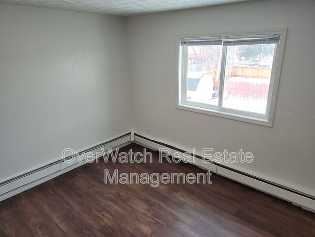 Photo - 821 E 12th Ave